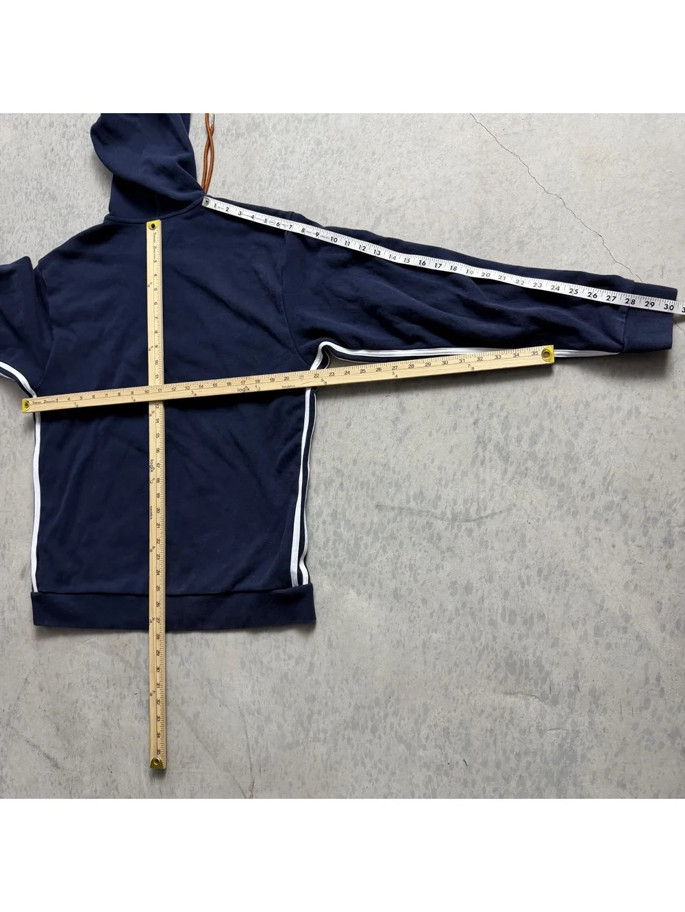adidas length 28”